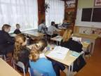 Урок литературы в 9 классе проводит Гайдук Сергей